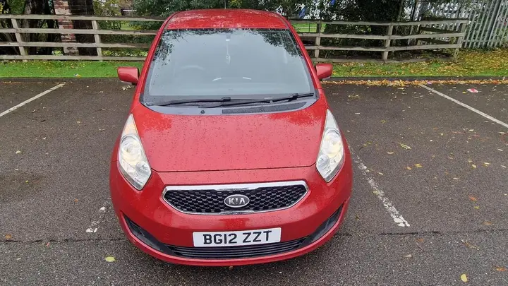 Kia Venga 2012 photo 4