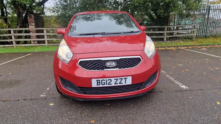 Kia Venga 2012 photo 3