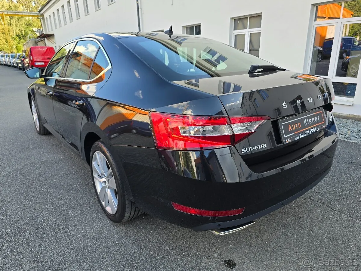 Skoda Superb 2020 photo 4