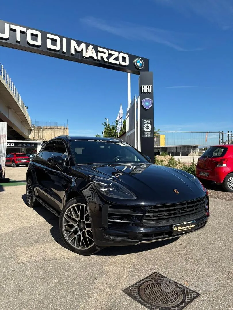 Porsche Macan 2021 photo 2
