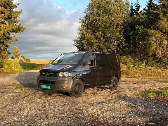 Volkswagen Transporter 2010 photo 3