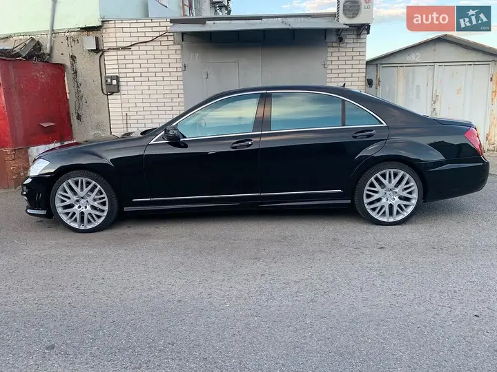 Mercedes-Benz S-Class 2007 photo 2