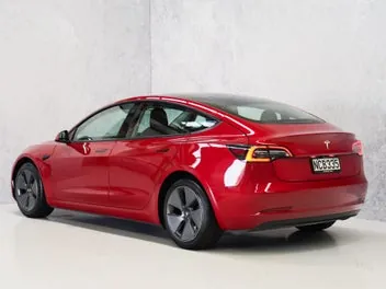 Tesla Model 3 2020 photo 3