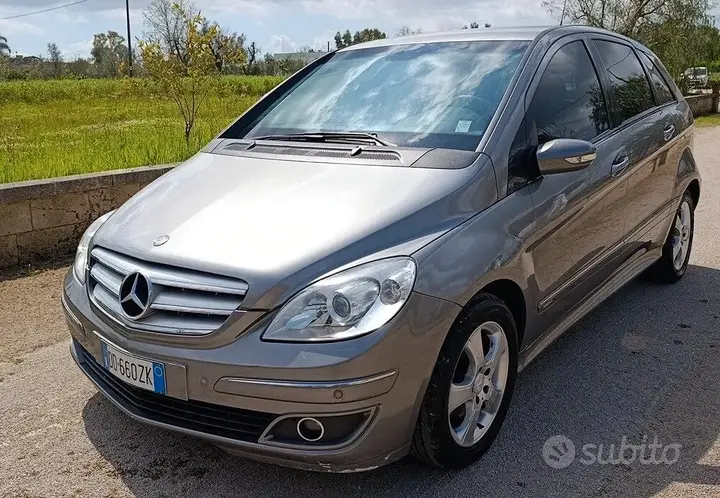 Mercedes-Benz B 200 Cdi
