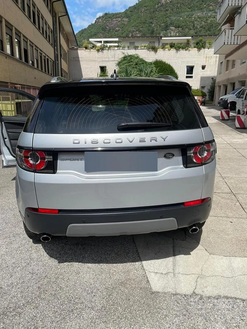 Land Rover Discovery Sport 2016 photo 5