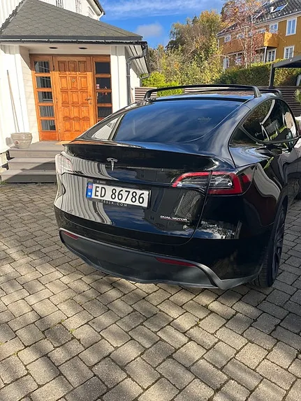 Tesla Model Y 2022 photo 5