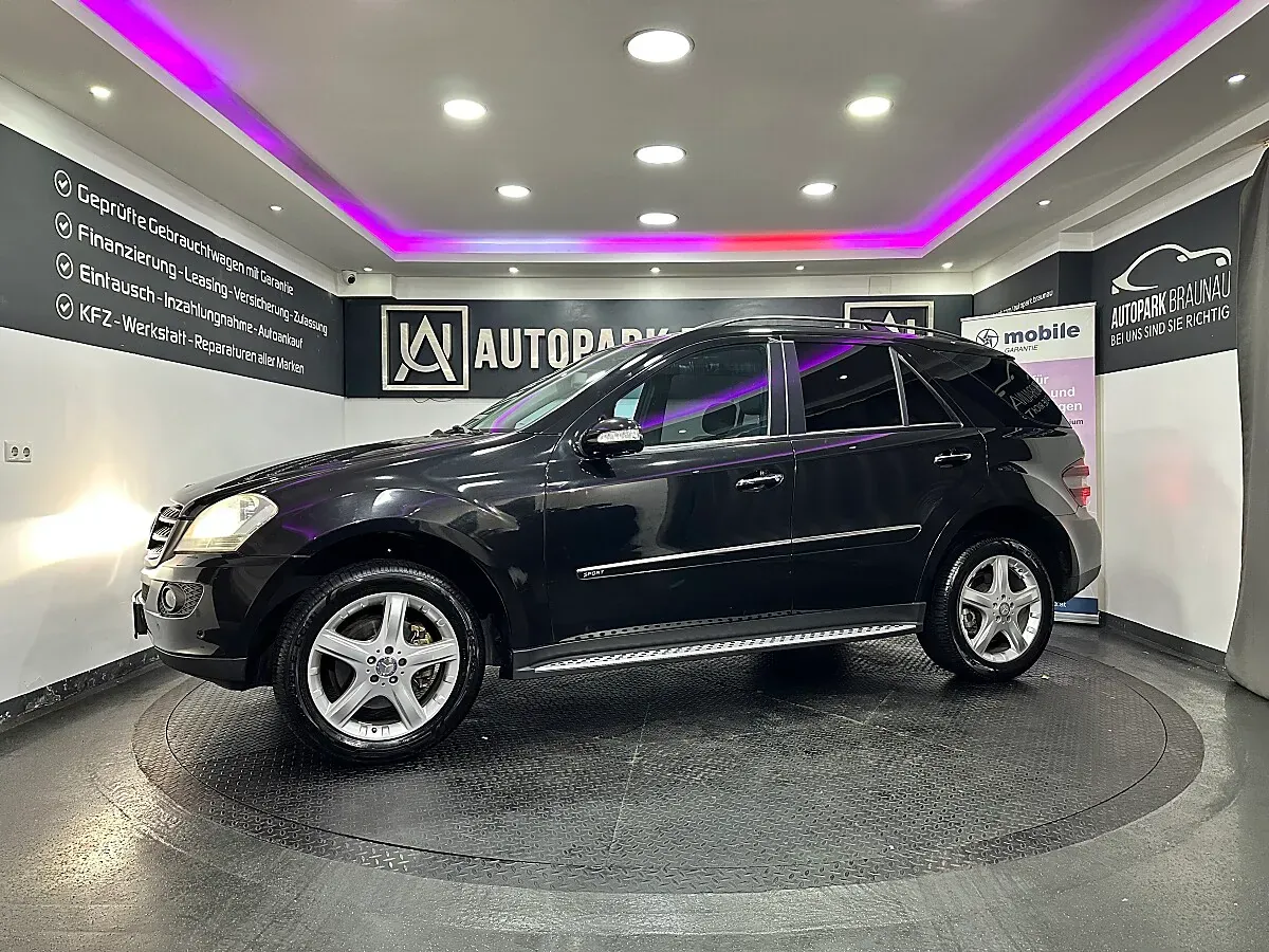 Mercedes-Benz M-Class 2008 photo 2
