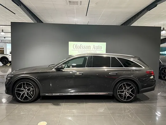 Mercedes-Benz E300 De 2024 photo 3
