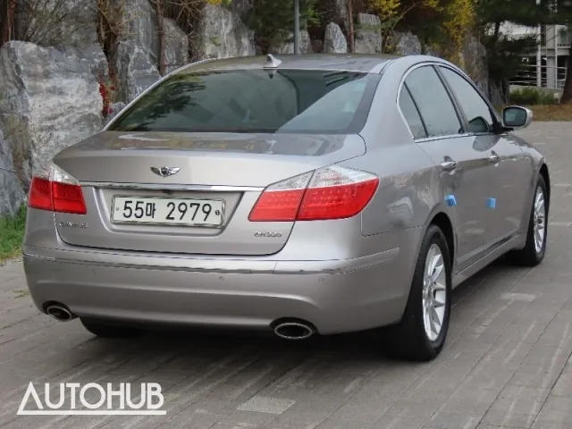 Genesis Bh330 2009 photo 3