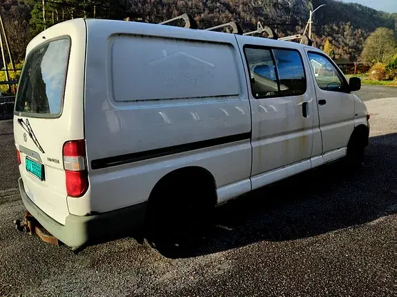 Toyota Hiace 2006 photo 4
