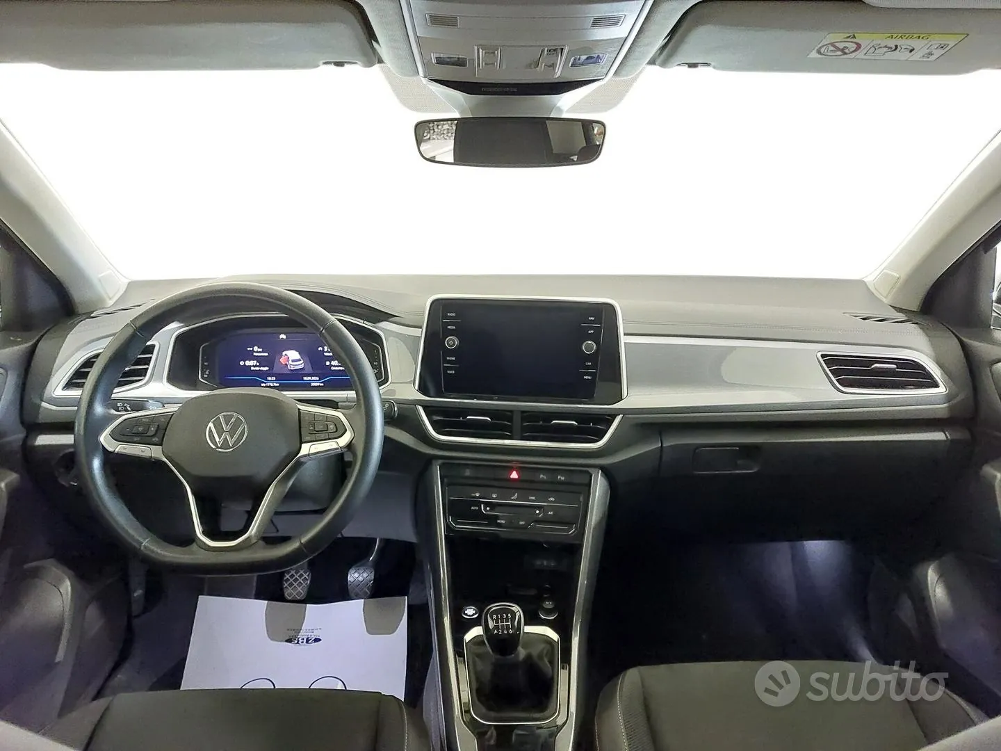 Volkswagen T-Roc 2024 photo 5