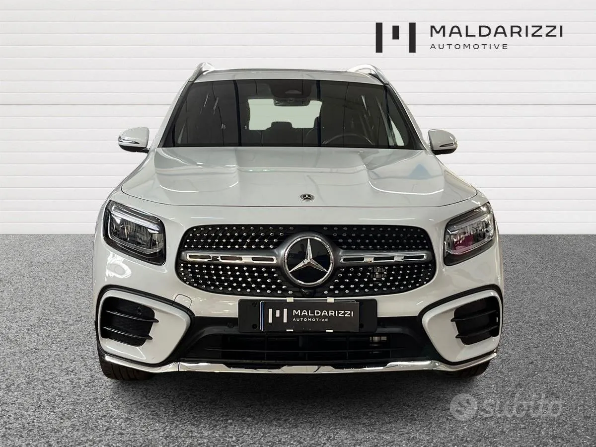Mercedes-Benz Glb 2024 photo 2