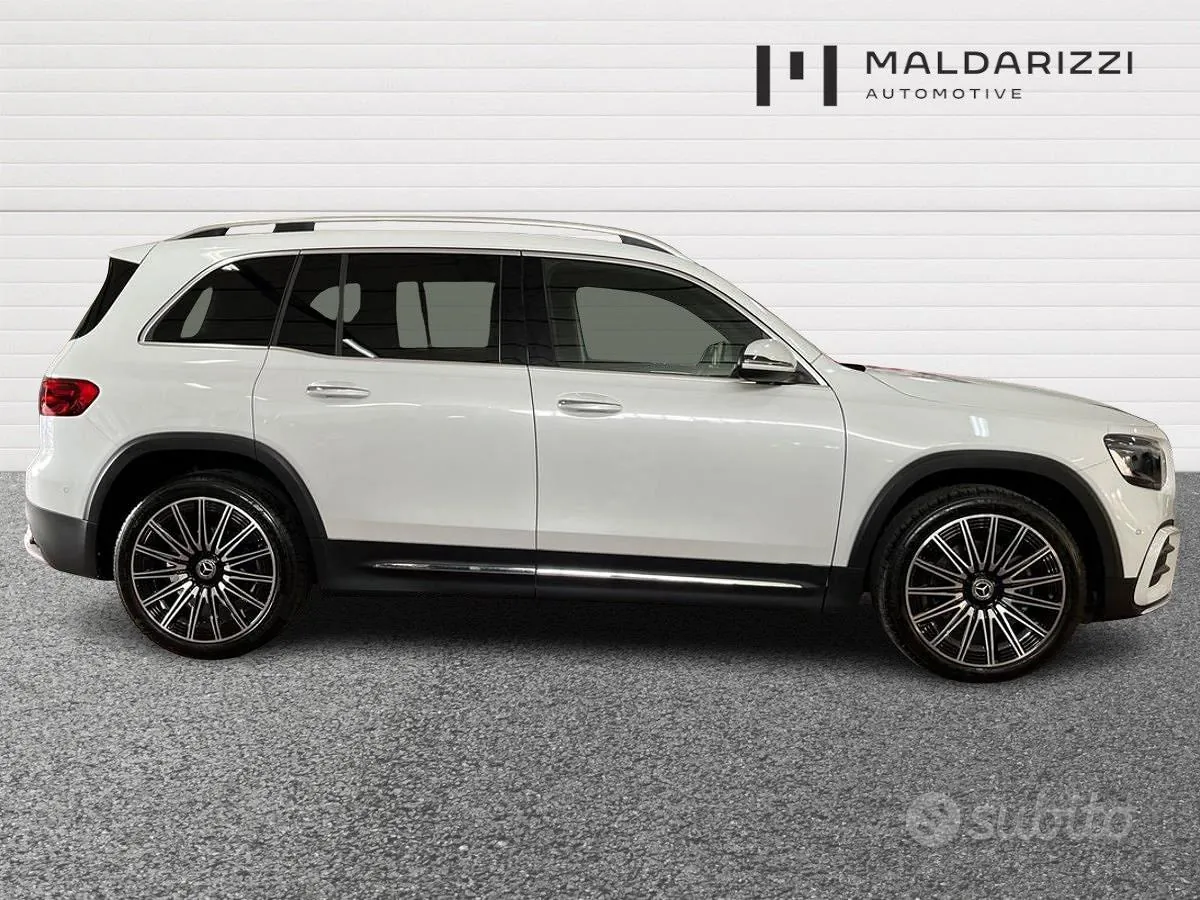 Mercedes-Benz Glb 2024 photo 5