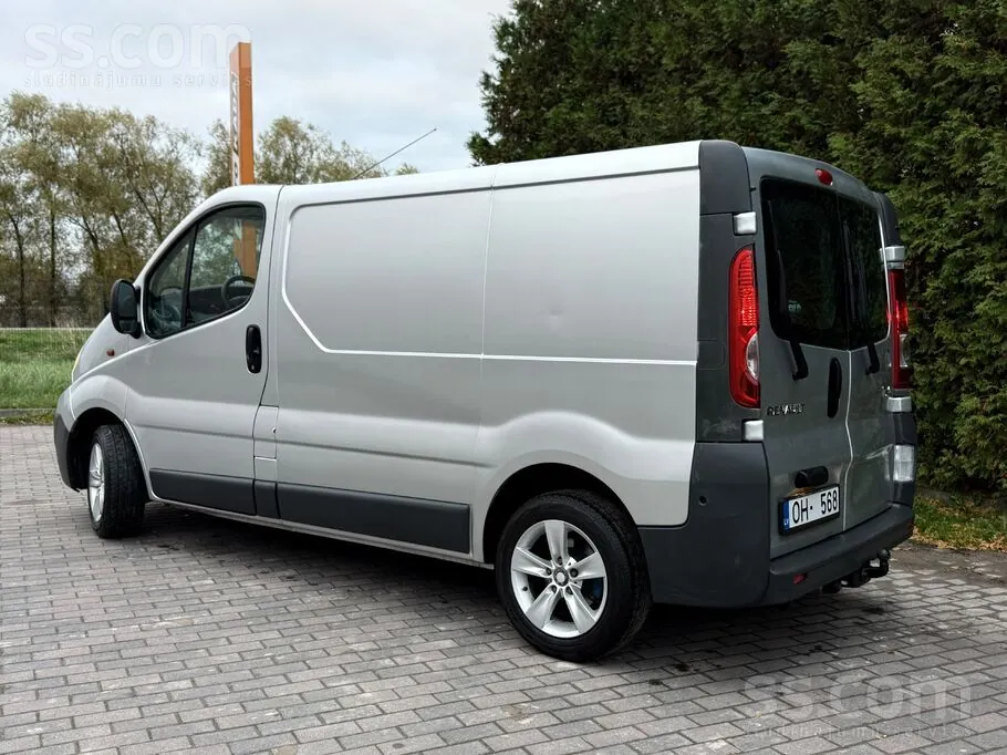 Renault Trafic 2008 photo 3