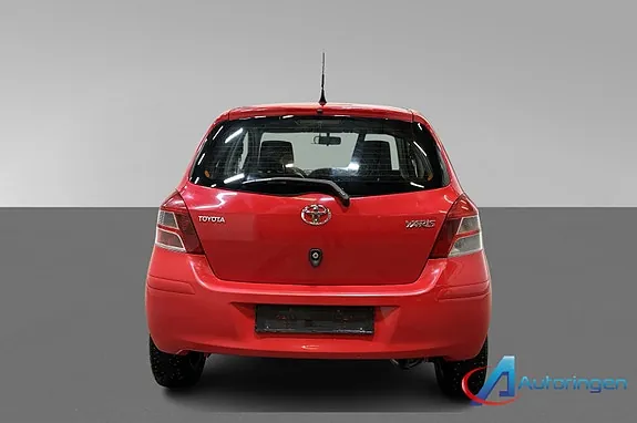 Toyota Yaris 2010 photo 5