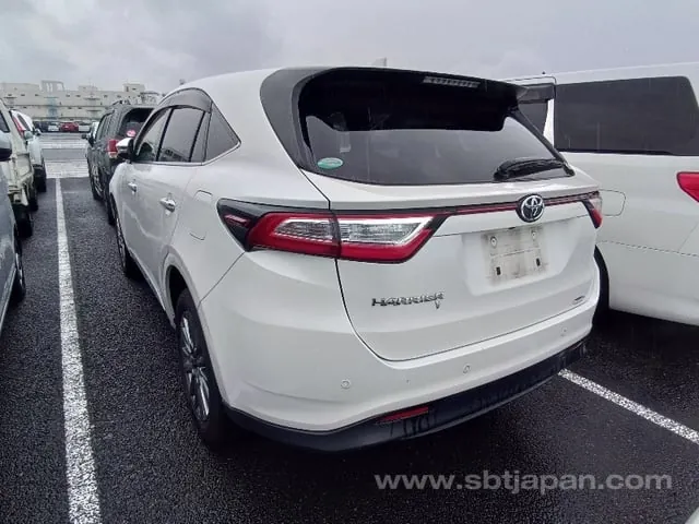 Toyota Harrier 2017 photo 3