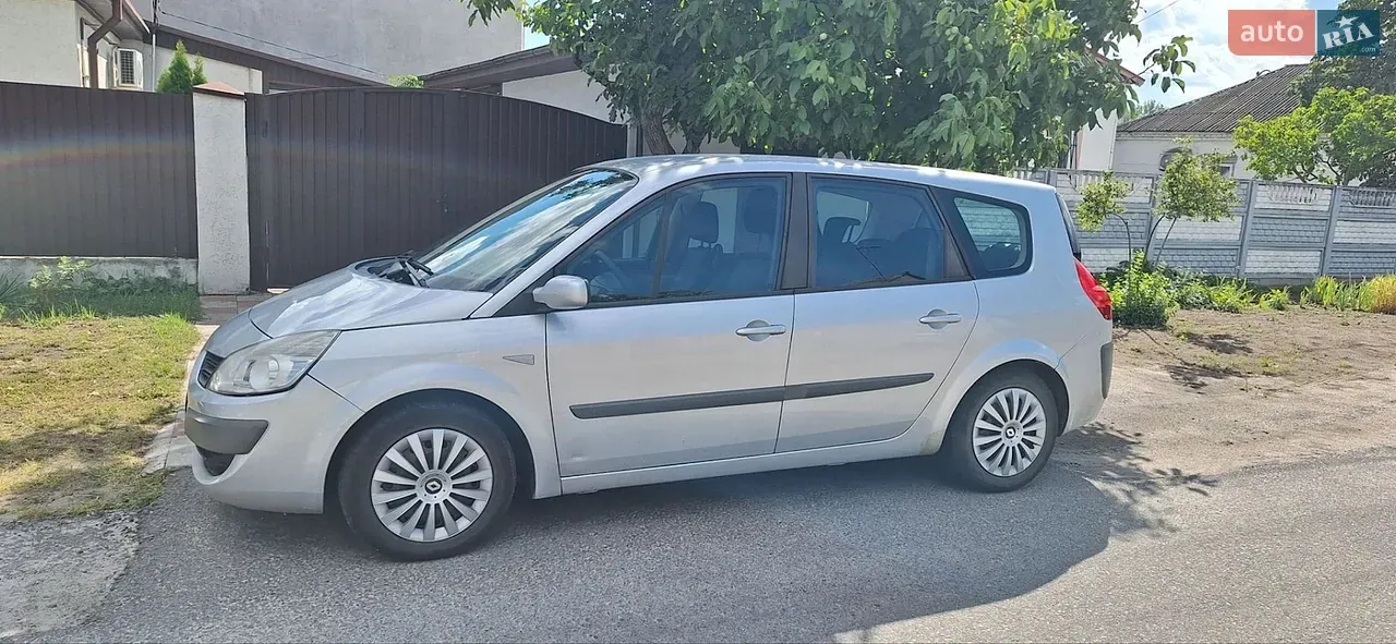 Renault Grand Scenic 2007 photo 2