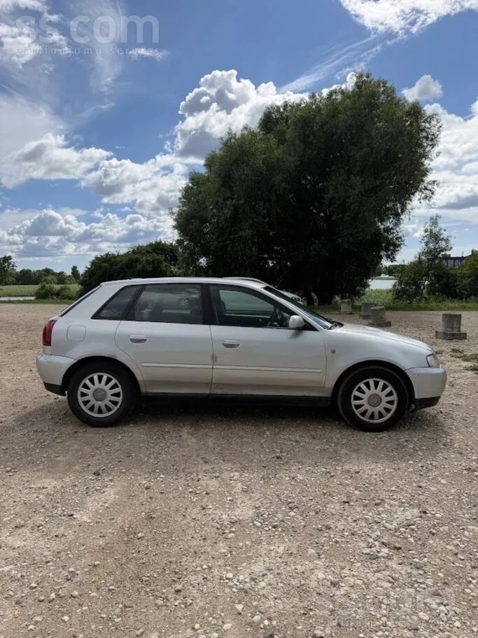 Audi A3 1999 photo 3