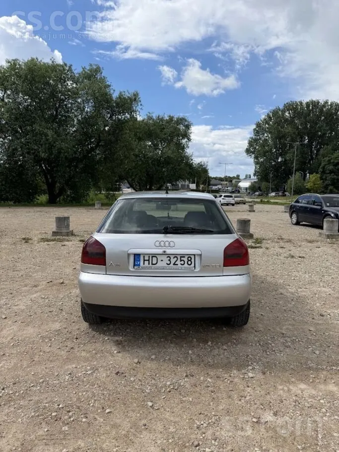 Audi A3 1999 photo 4