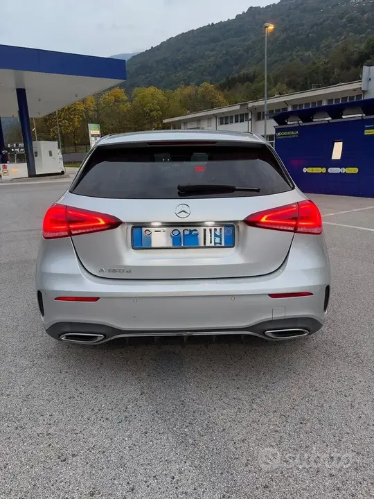 Mercedes-Benz A180 Amg 2019 photo 3