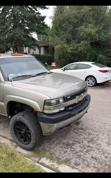 Chevrolet Silverado 2500 2001 photo 3