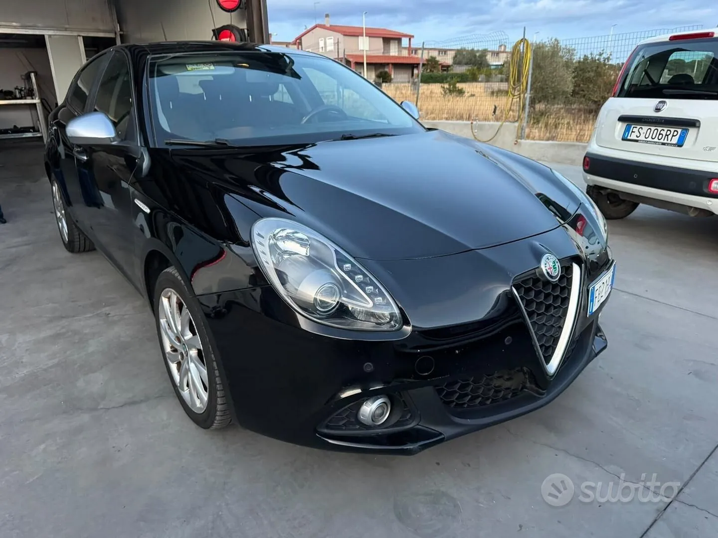 Alfa Romeo Giulietta 2016 photo 2