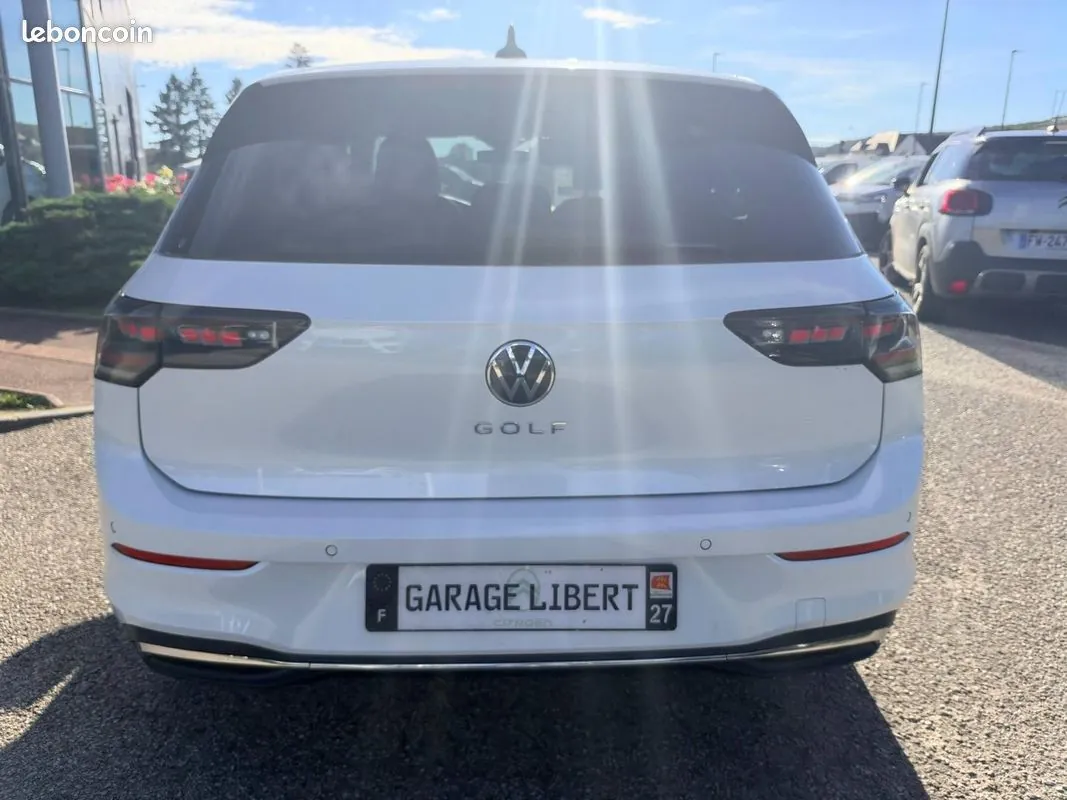 Volkswagen Golf 2024 photo 4