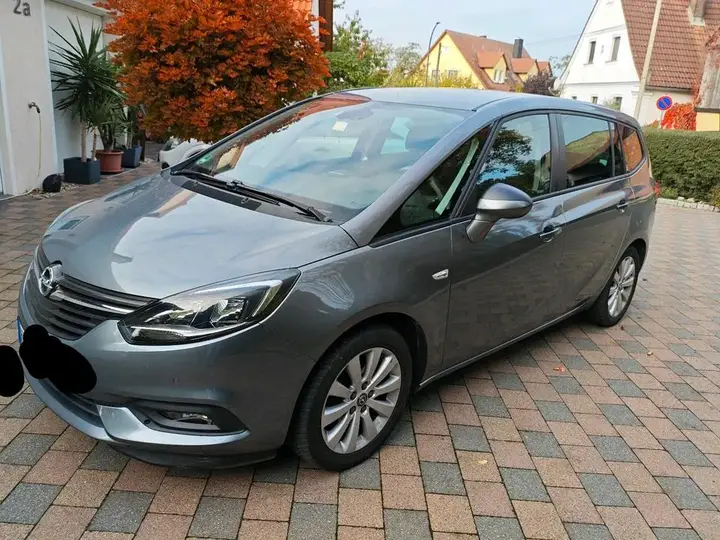 Opel Zafira