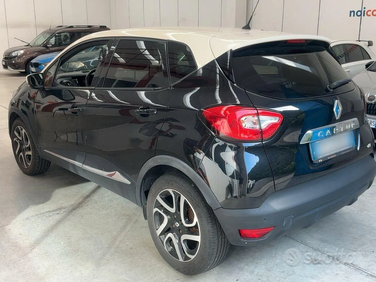Renault Captur 2016 photo 2