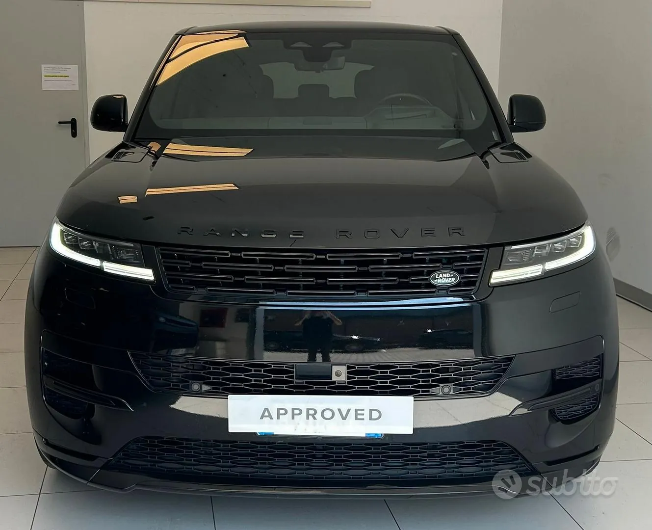 Land Rover Range Rover Sport 2023 photo 2