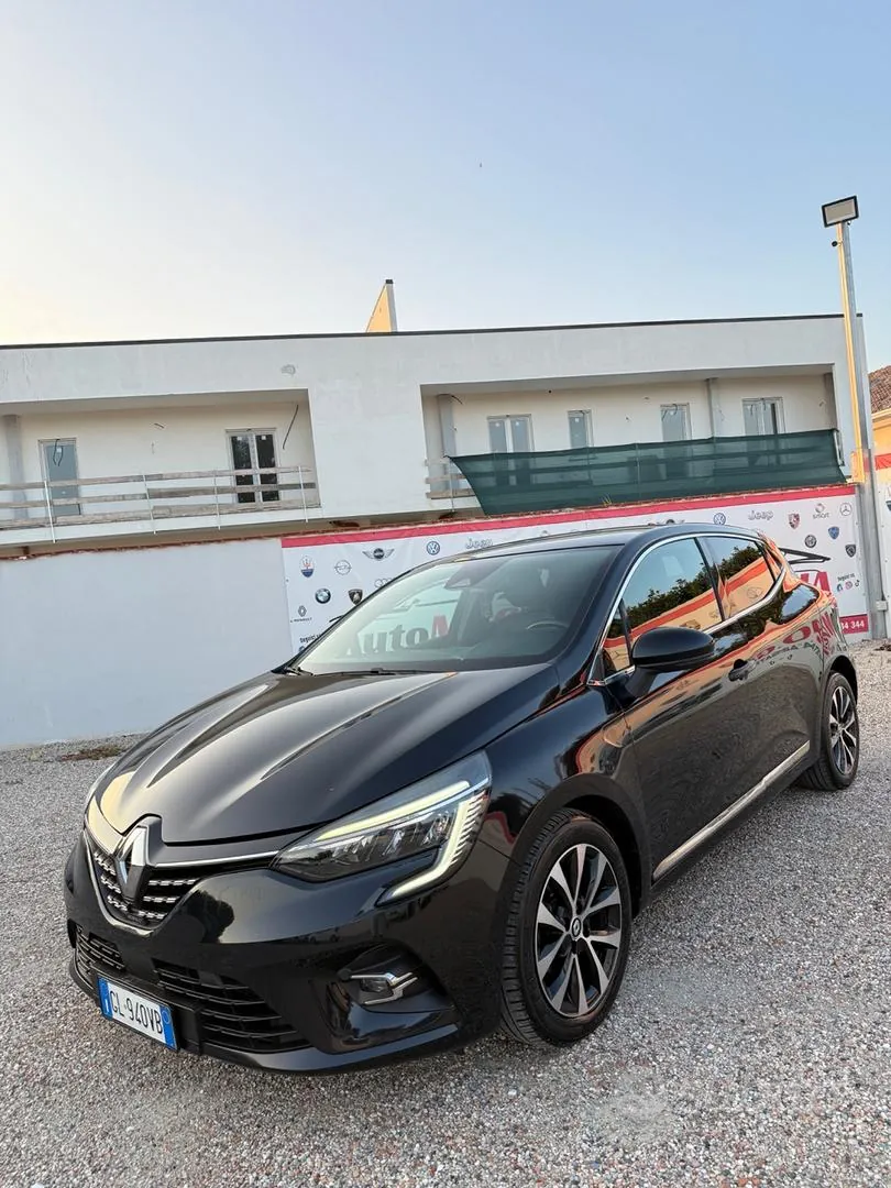 Renault Clio 2023 photo 5