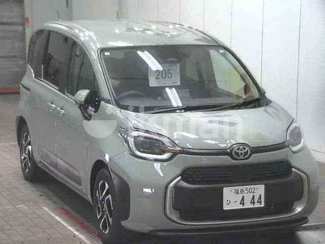 Toyota Sienta 2026 photo 2