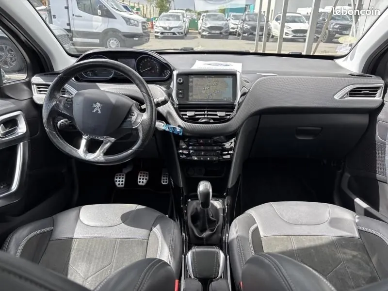 Peugeot 2008 2016 photo 5