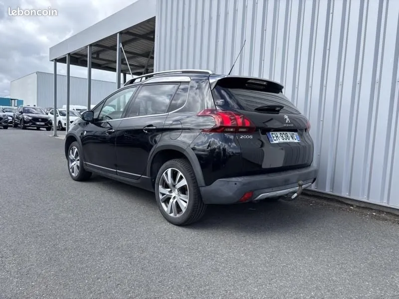 Peugeot 2008 2016 photo 3