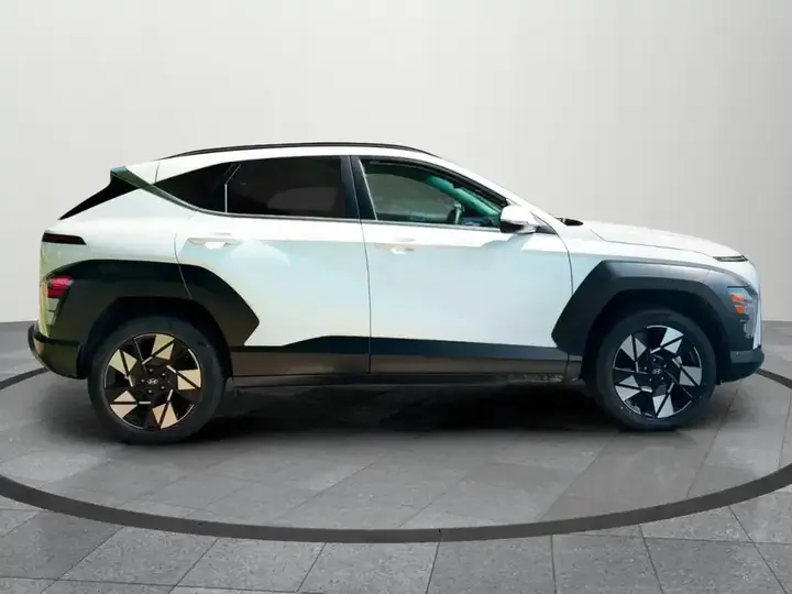 Hyundai Kona 2025 photo 5