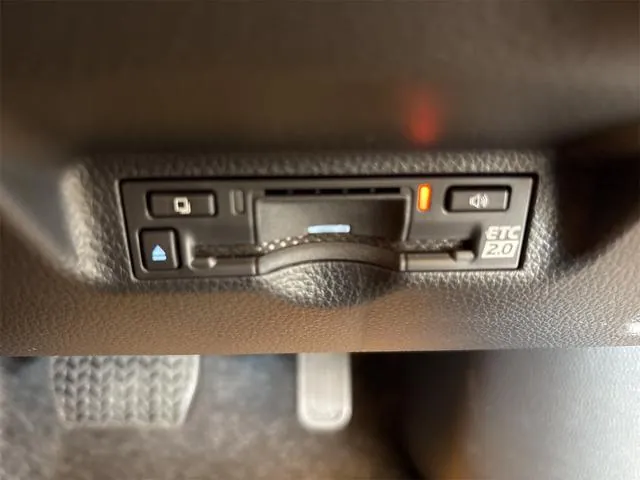 Toyota Sienta 2026 photo 4