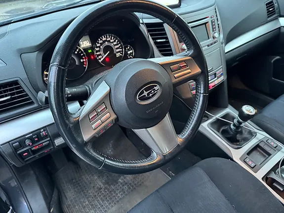 Subaru Outback 2012 photo 5