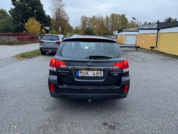 Subaru Outback 2012 photo 4