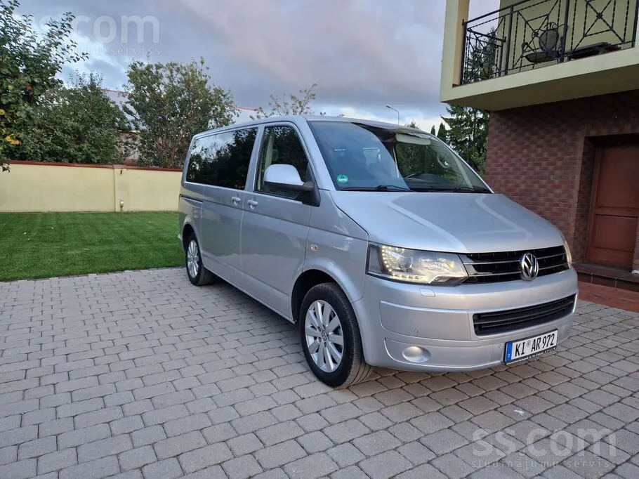 Volkswagen Multivan 2012 photo 2