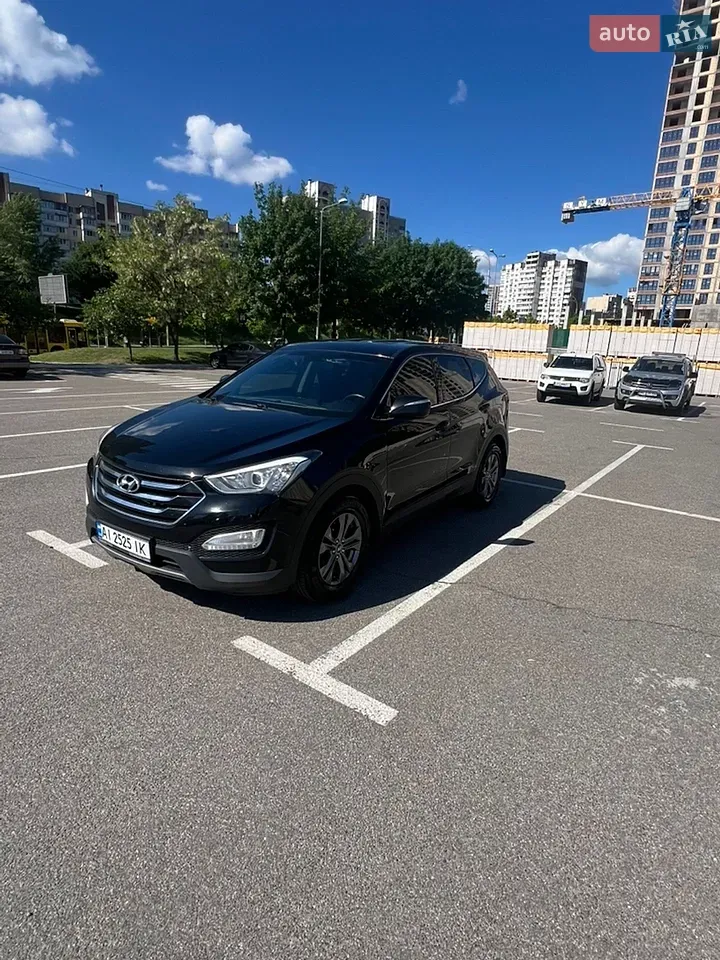 Hyundai Santa Fe 2013 photo 2