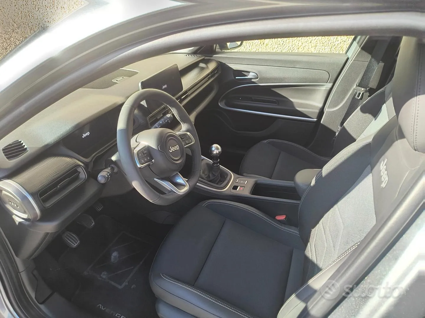 Jeep Avenger 2023 photo 4