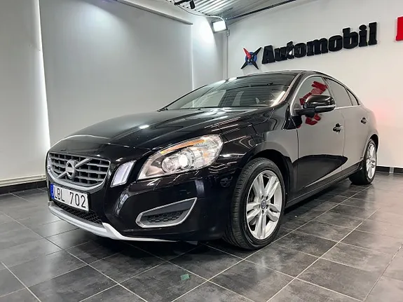 Volvo S60 2011 photo 4