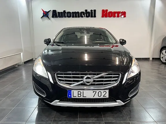 Volvo S60 2011 photo 2