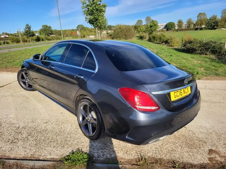 Mercedes-Benz C-Class 2016 photo 2
