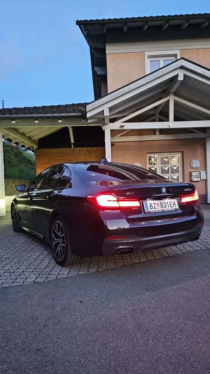 BMW 5 Series 2021 photo 3