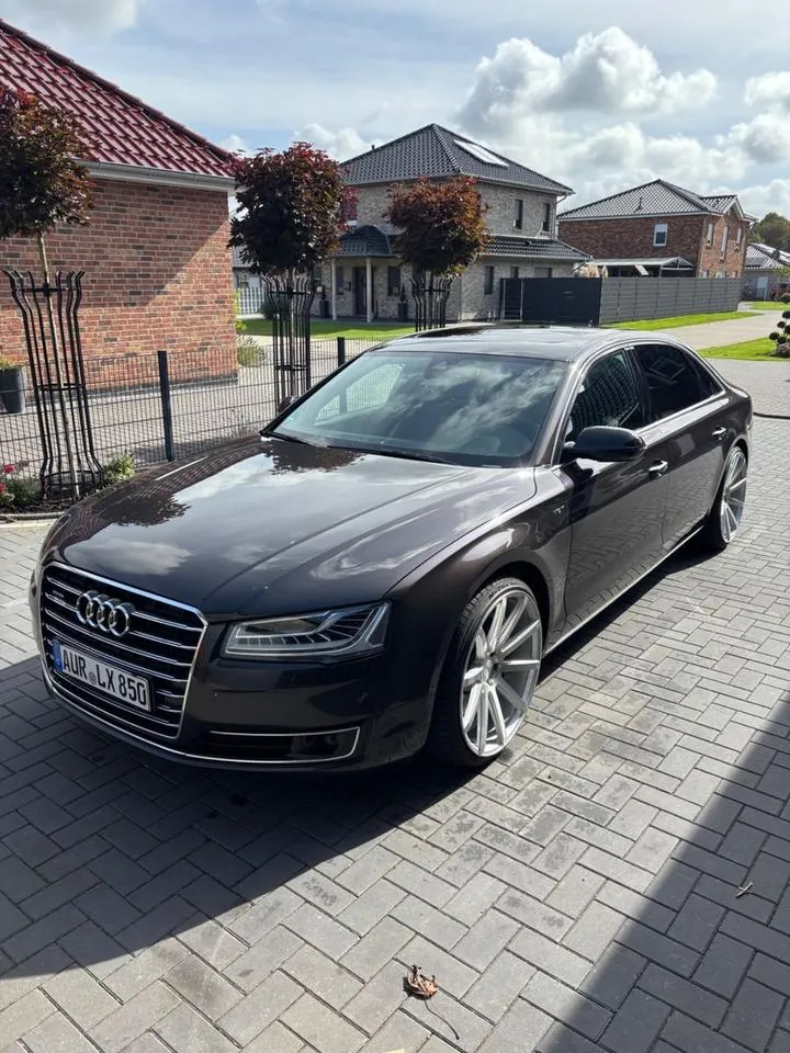 Audi A8 L