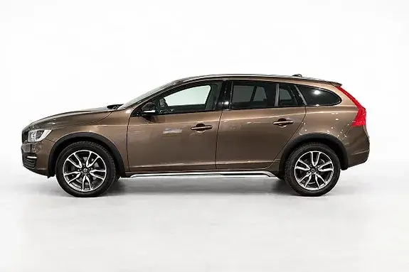 Volvo V60 Cross Country 2017 photo 2