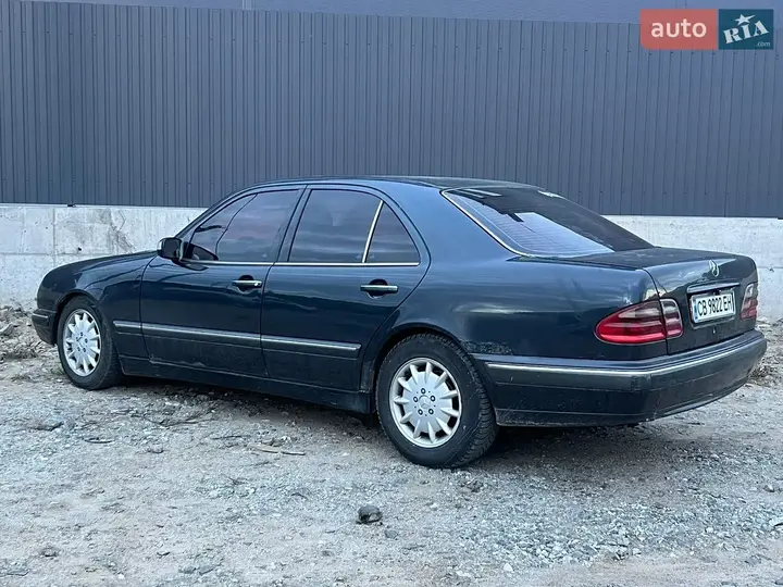 Mercedes-Benz E-Class 2000 photo 4
