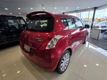 Suzuki Swift 2013 photo 5
