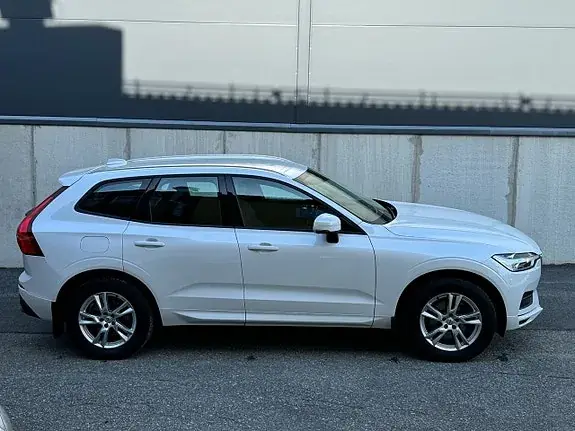 Volvo Xc60 2019 photo 2